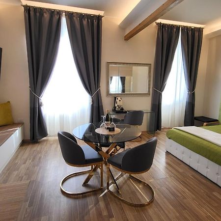 I Due Grifoni Studio Flat Taormina Dış mekan fotoğraf